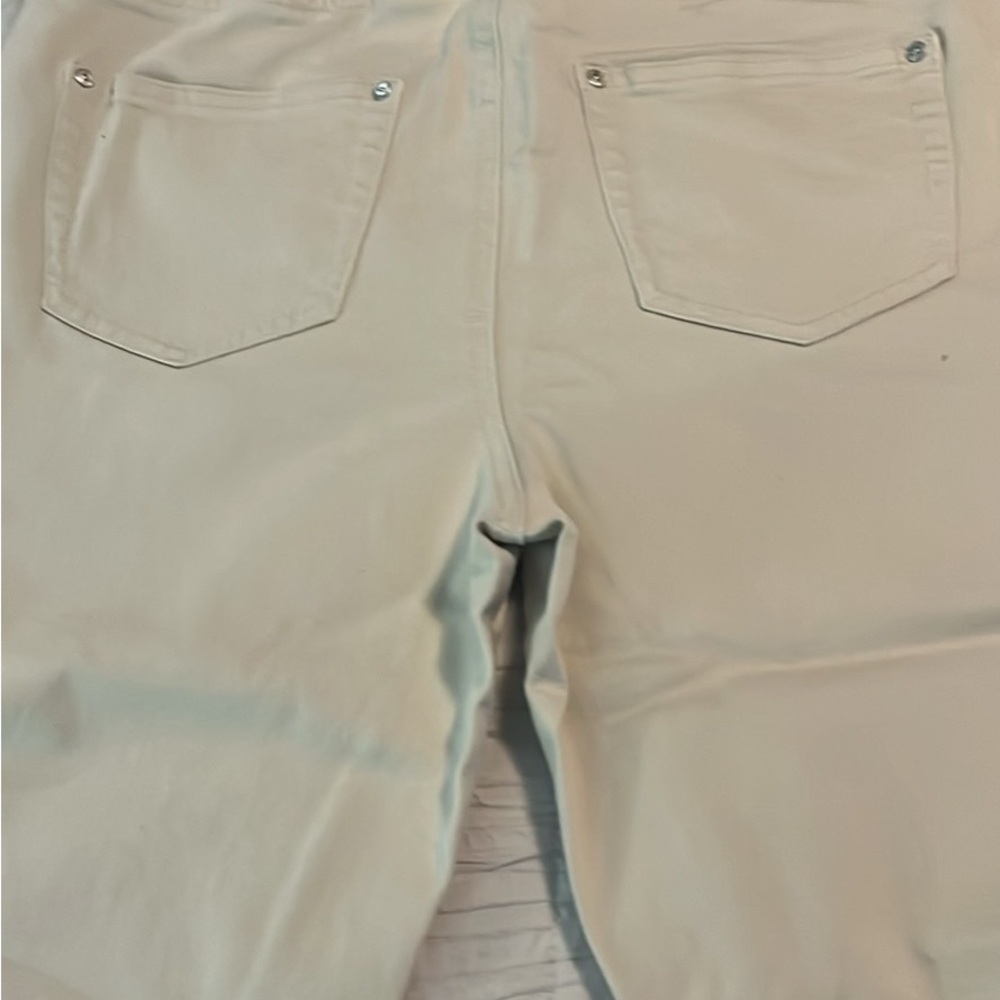 Belle by Kim Gravel Cream Capris with Eyelet & Fringe Hem - Picture 4 of 4